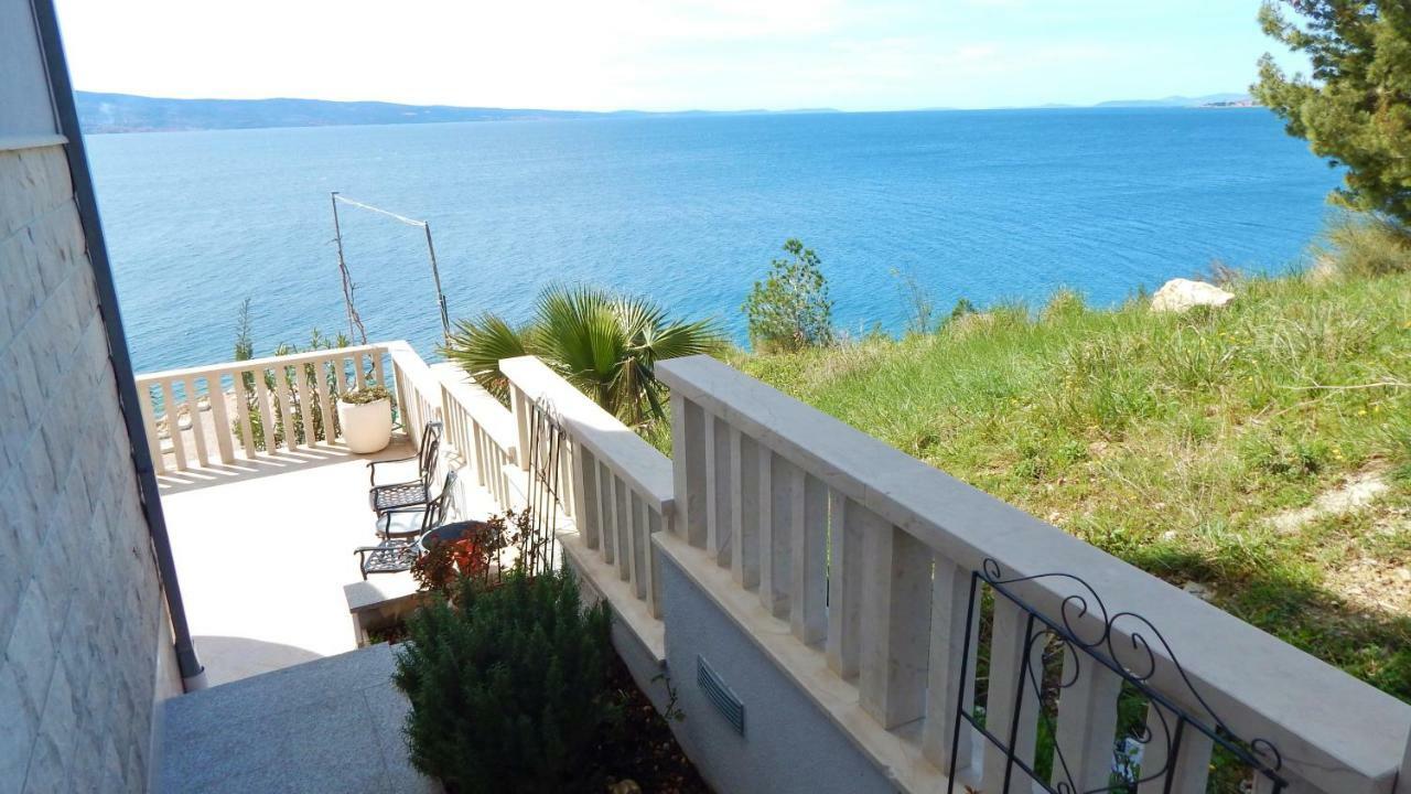 Seafront Apartments Nemira אומיס מראה חיצוני תמונה