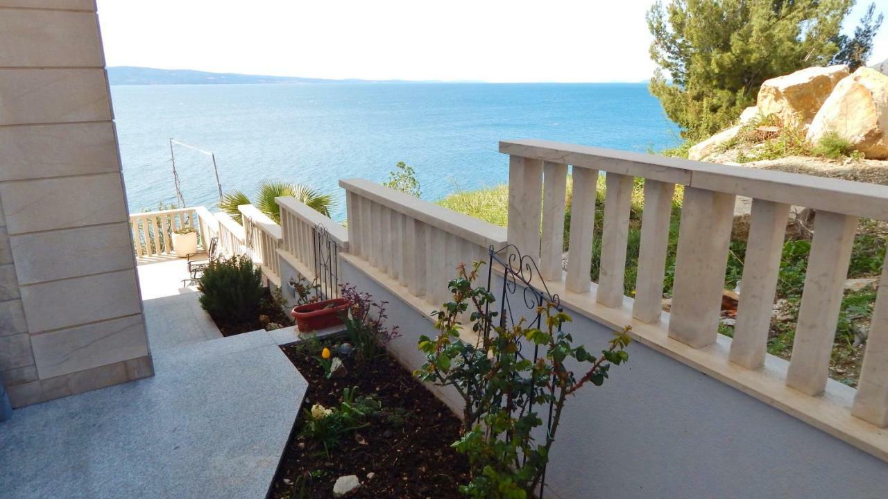Seafront Apartments Nemira אומיס מראה חיצוני תמונה