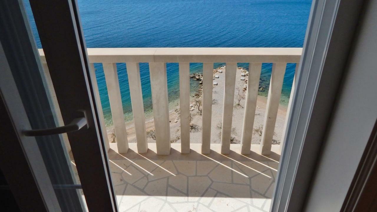 Seafront Apartments Nemira אומיס מראה חיצוני תמונה